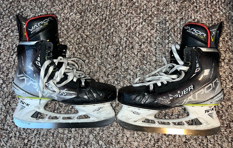 Bauer 7.5 Vapor Hyperlite Hockey Skates