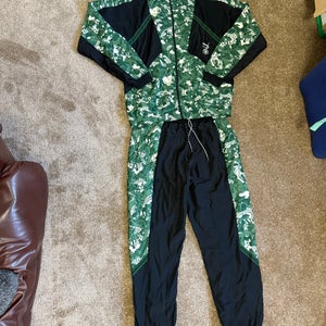 Puma x Manchester City Soccer Warm Up Suit Size Medium NEW