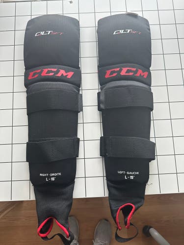 CCM QuickLite QLT 15” Soft Shin Guards