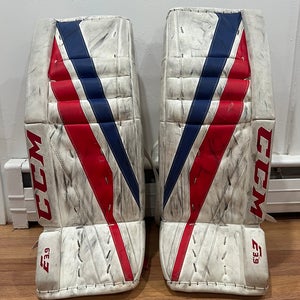 CCM E3.9 30+1” Goalie Pads