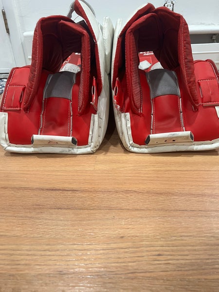 CCM E3.9 30+1” Goalie Pads