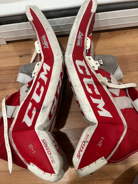 CCM E3.9 30+1” Goalie Pads
