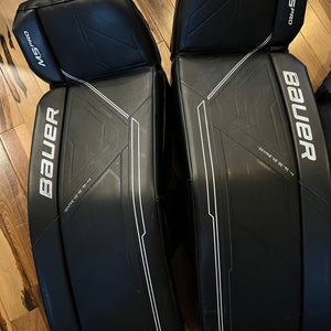 Used Large 2023 Bauer Supreme M5 Goalie Leg Pads