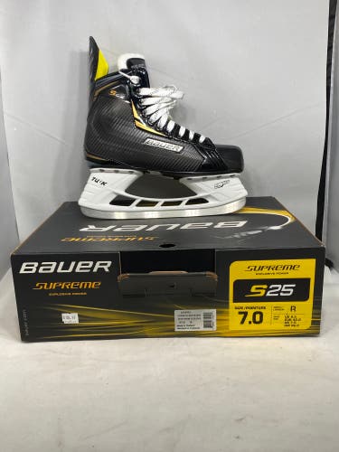 New Senior Bauer Regular Width  7 Supreme S25 Hockey Skates