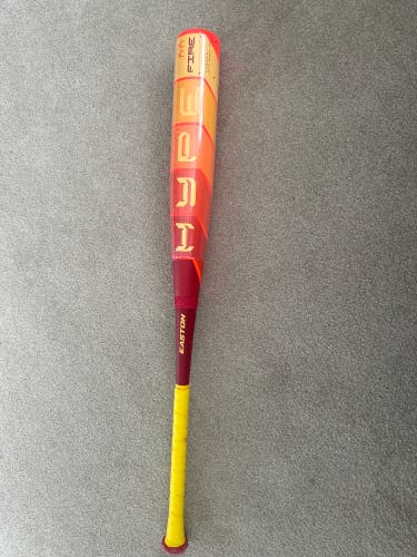 New 2025 Easton USSSA Certified Composite 27 oz 32" Hype Fire Bat