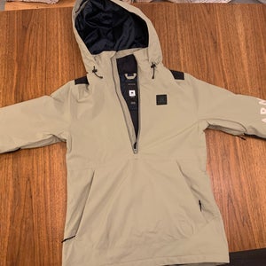 Used Women’s Medium Armada Jacket