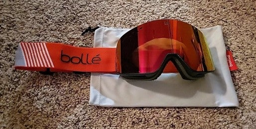 Bolle Nevada Ski Goggle with Red All Weather Lens