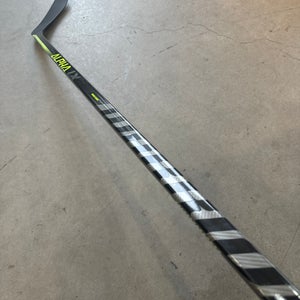 ECHL P28 95 Flex New Senior Warrior Right Handed Pro Stock Alpha Lx 20 Hockey Stick