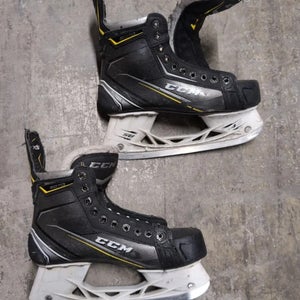 CCM Tacks 9070 Hockey Skates | Senior 7.0 | Regular