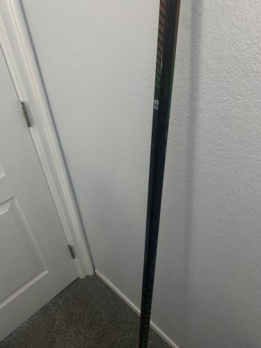 New Warrior Right Handed P28 Covert QR6 pro Hockey Stick