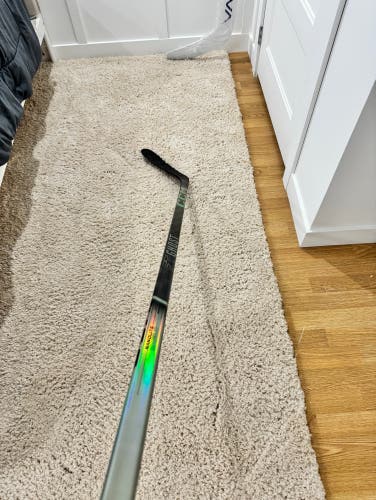 New Intermediate CCM Left Hand P29  FT Ghost Hockey Stick
