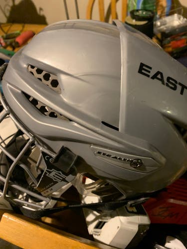 Used Bauer S9 Stealth Helmet