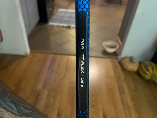 Used Senior Bauer Right Handed P88 Nexus 3N Hockey Stick