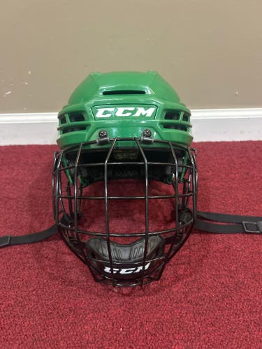 New Medium CCM Pro Stock Super Tacks X Helmet Item#UNDMGT