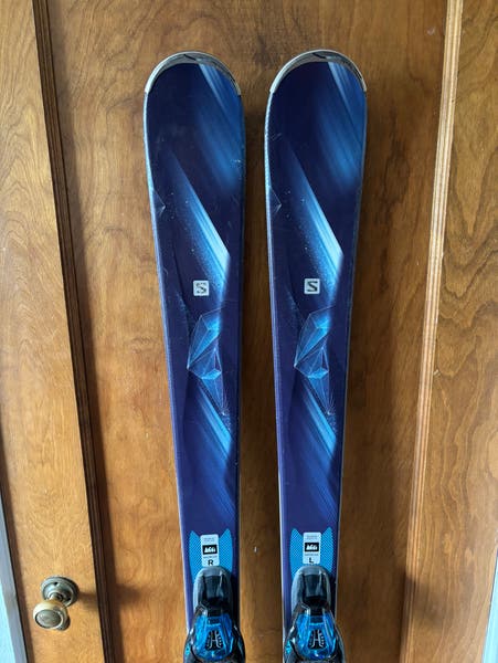 Salomon Astra 168cm with Adjustable Salomon Lithium 10 Bindings