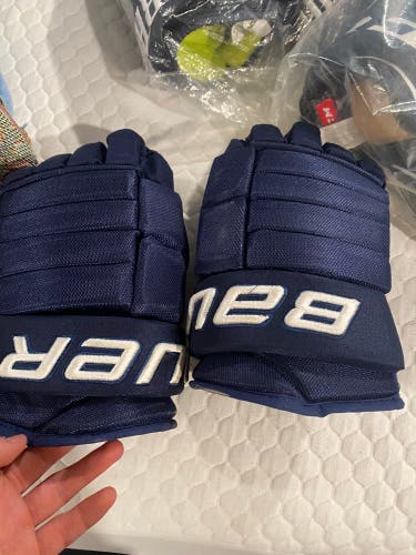 Used  Bauer 14"  Pro Series Gloves
