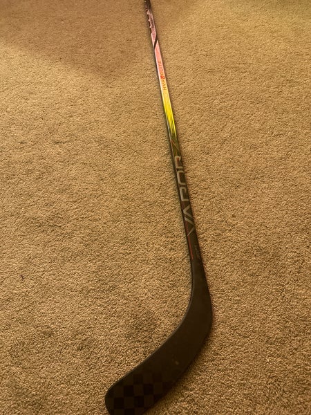 New Senior Bauer Left Handed P92 65 Flex Vapor Hyperlite 2 Hockey Stick