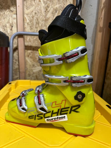 〈売り切れ御免〉FISCHER RC4 PODIUM 150 売り切れ御免〉FISCHER RC4 PODIUM 150