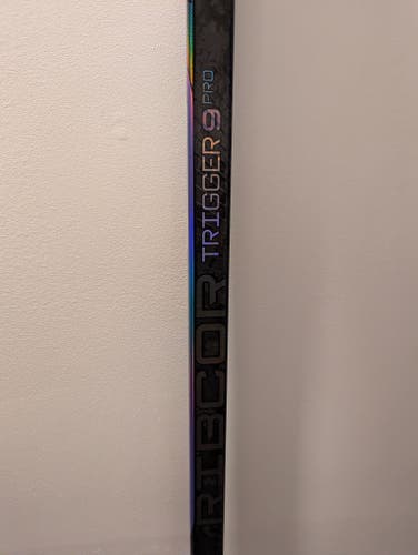 New Senior CCM RibCor Trigger 9 Pro Right Handed Hockey Stick P28