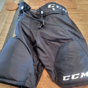 Used Junior Medium CCM Tacks 9550 Hockey Pants