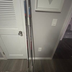 2 Pack Used Intermediate Warrior Right Handed W03 Covert QRE4 Hockey Stick