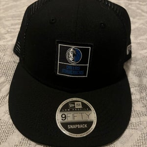 New Era 9Fifty Dallas Mavericks NBA SnapBack Hat