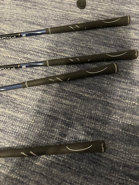 Men's Wilson Right Handed Senior Flex 4 Pieces Profile Clubs (*missing 9 Iron*)