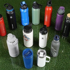 LOT 15 ASSORTED WATER BOTTLES, HYDROFLASK THERMOFLASK CONTIGO & MORE 24 32 40 OZ