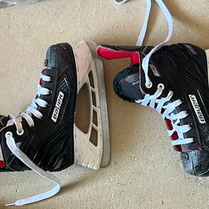 Bauer supreme 140 size 3 ice hockey skates
