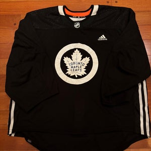Brand New Toronto Maple Leafs Adidas Team Practice Jersey 58G Goalie Cut With Medium Track Pants