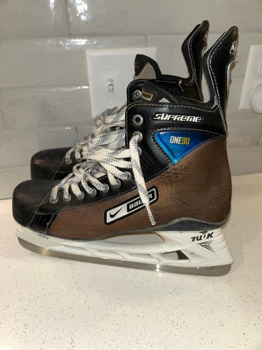 Used Senior Bauer Extra Wide Width 11 Supreme One90 Hockey Skates