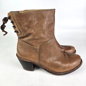 Frye Carmen Brown Leather Rear Lace Women's Ankle Boots Cowgirl Size 7.5 B