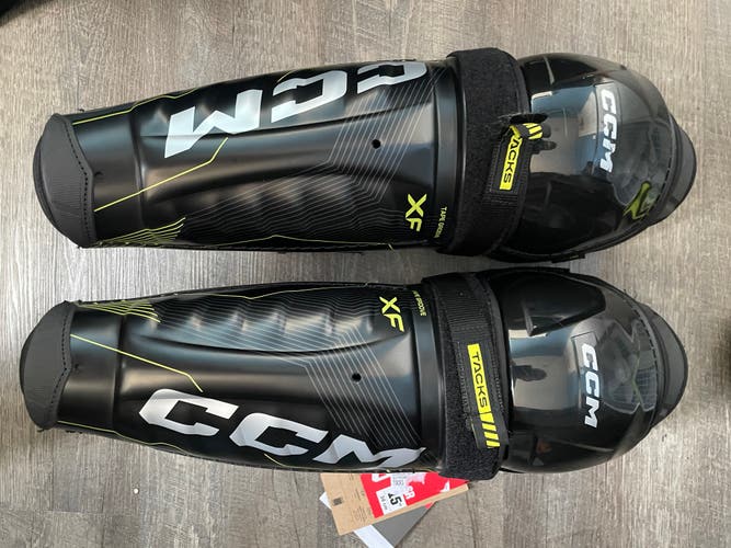 New Senior CCM 15" Tacks xf pro Shin Pads