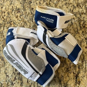 New Senior Bauer Nexus 4000 Elbow Pads