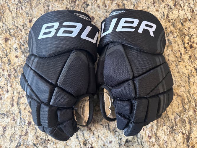 Used  Bauer 13" Vapor X3.0 Gloves