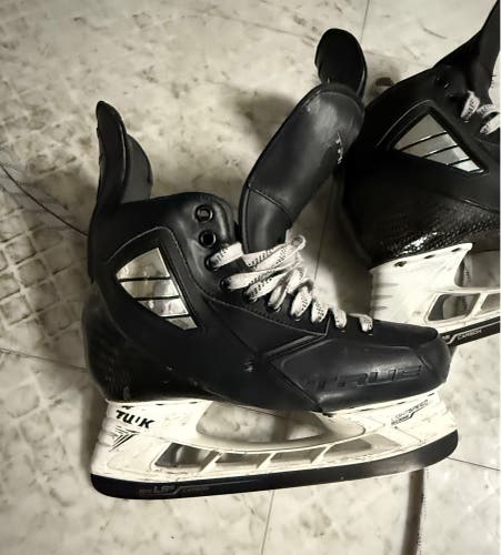 Used Senior True Regular Width  Pro Stock 8.5 Pro Custom Hockey Skates