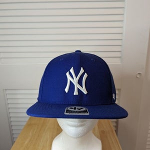 NWS New York Yankees '47 Captain Blue Snapback Hat MLB