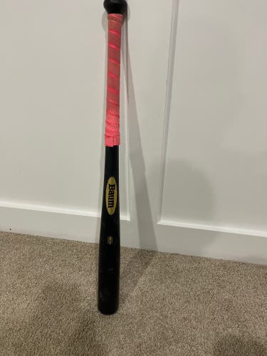 Used 2024 Baum BBCOR Certified Maple 28 oz 31" Gold Stock Bat