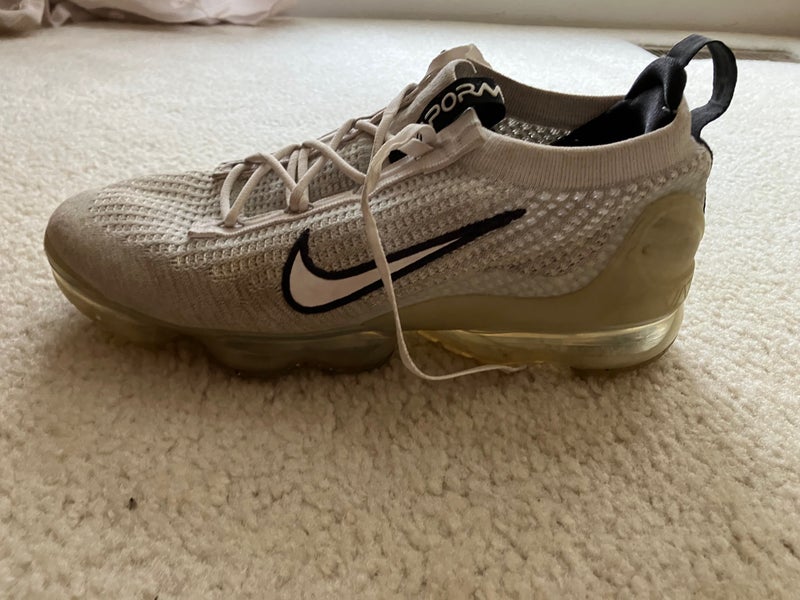 Nike Vapor Max Mens 10 Light Gray