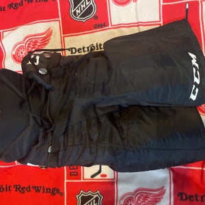 Used Junior CCM JetSpeed FT350 Hockey Pants