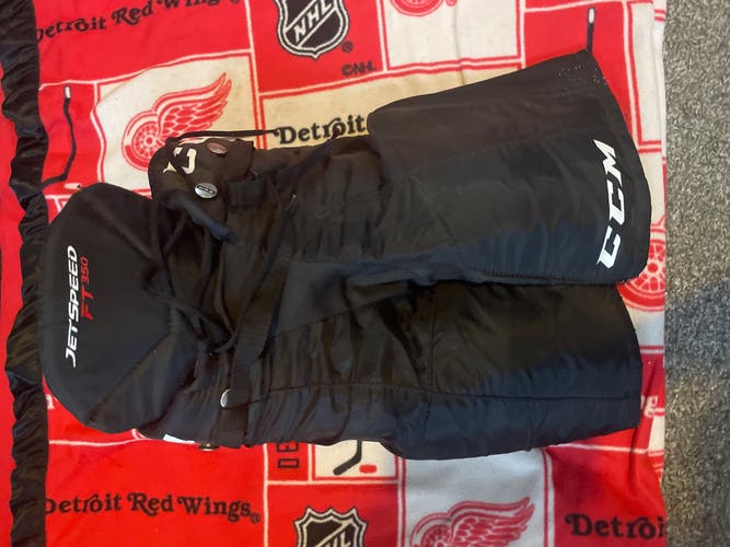 Used Junior CCM JetSpeed FT350 Hockey Pants