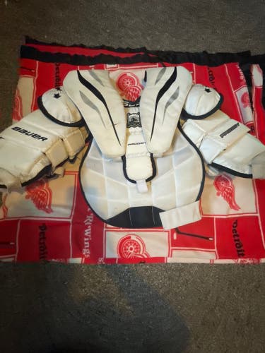 Used  Bauer Prodigy Goalie Chest Protector