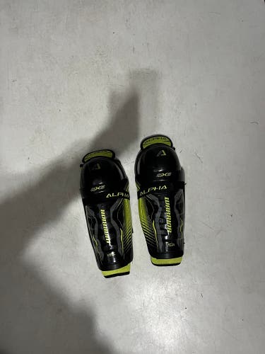 Used Junior Warrior 13" Alpha QX5 Shin Pads