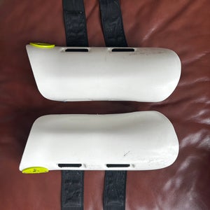 Skiers Quest Shin Guards for Skiing