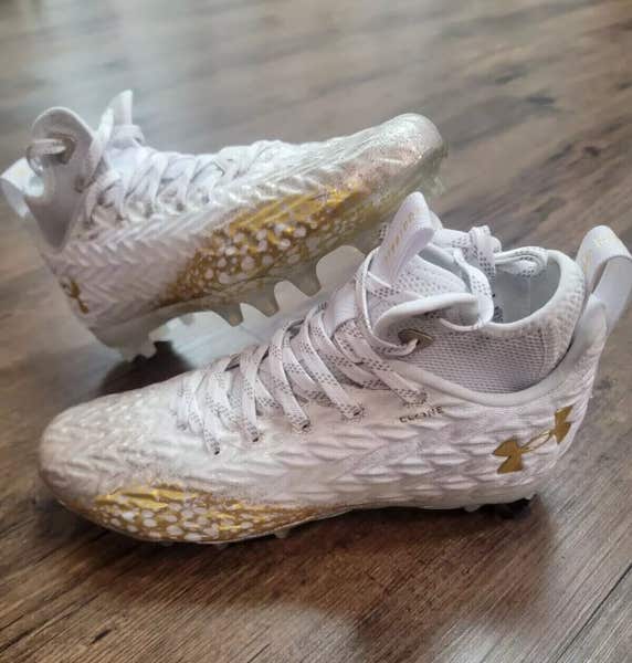 New men's 10.5 Under Armour Spotlight clone MC white/gold 3026334