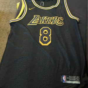Kobe Bryant Lakers Jersey 8/24 size 50