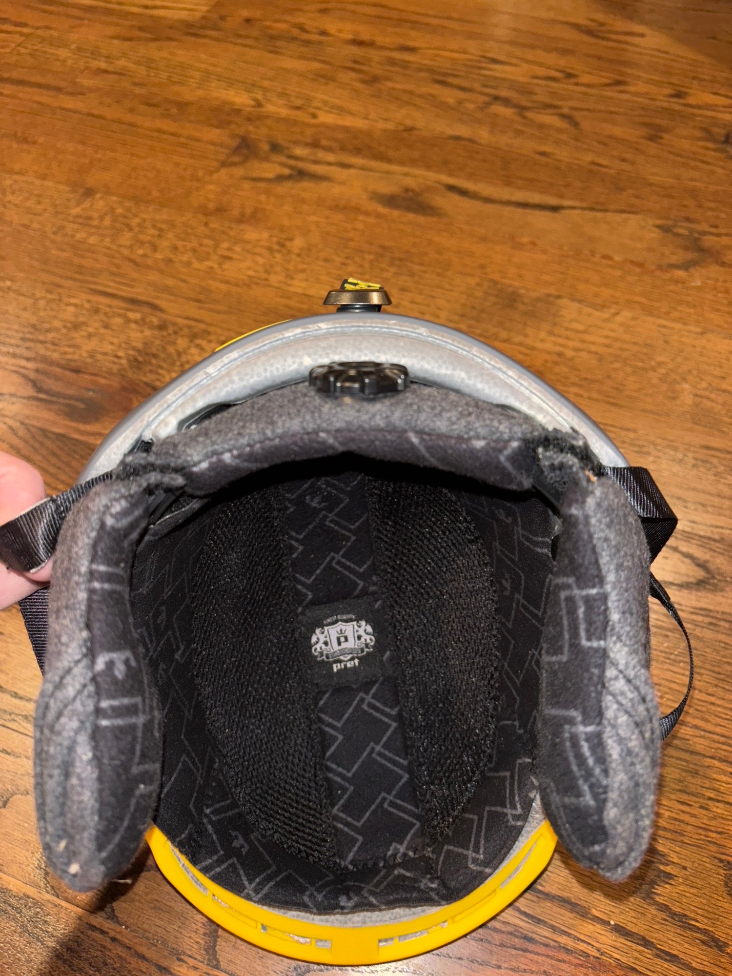Unisex Small Pret cynik Helmet | SidelineSwap | Buy and Sell