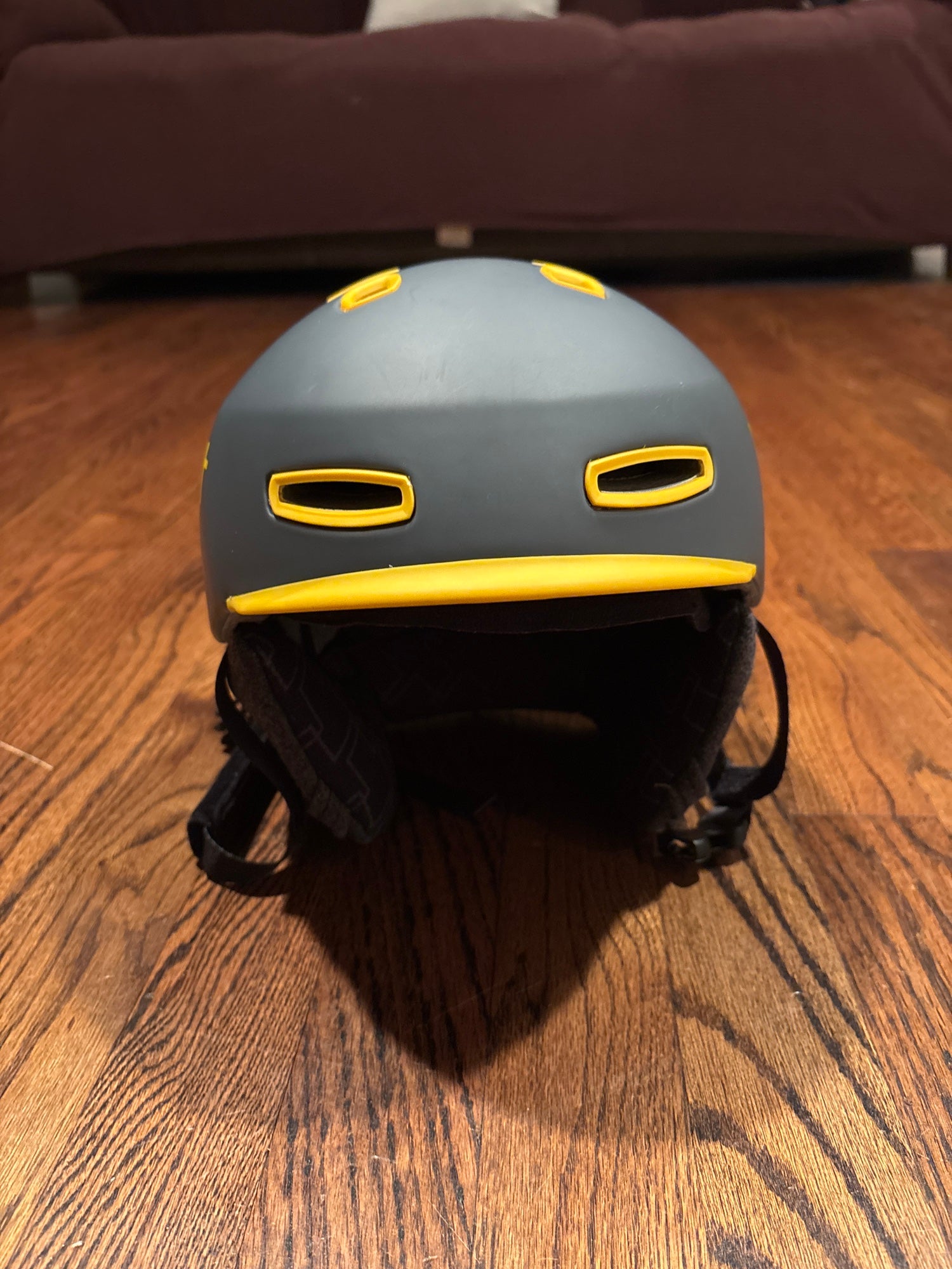 Unisex Small Pret cynik Helmet | SidelineSwap | Buy and Sell