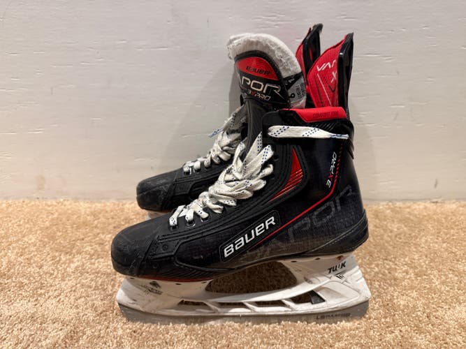 Used Bauer Vapor 3X Pro Hockey Skates Size 6 Fit 1
