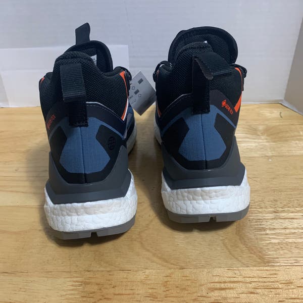 ADIDAS Terrex Free Hiker‎ 2.0 GORE-TEX Hiking Shoes Men\'s Size 7 (HQ8382) ADIDAS Terrex Free Hiker 2.0 GORE-TEX Hiking Shoes Men main image 3